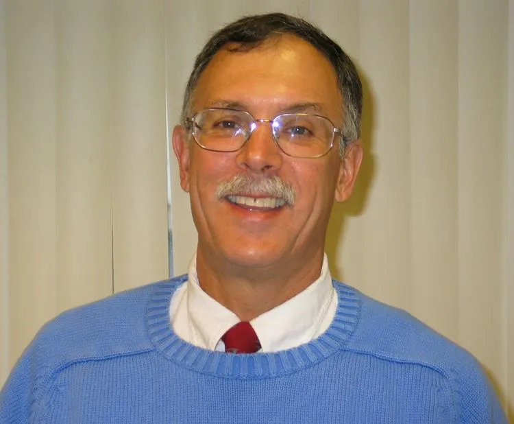 Dr. Jonathan Davis